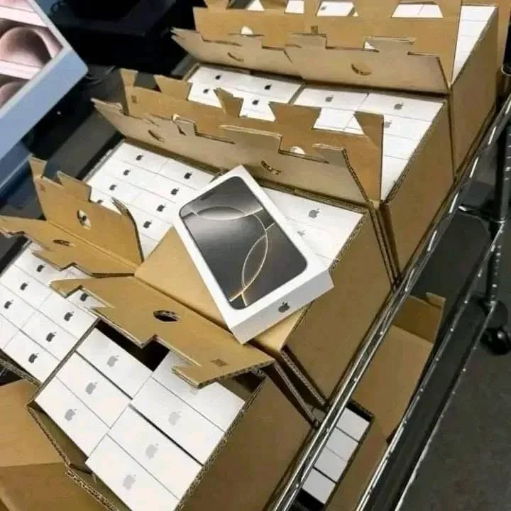 iPhones Pallet Wholesale USA